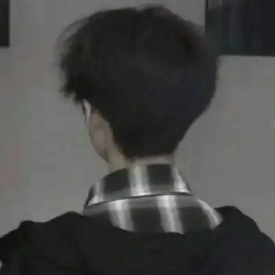 影子头像男高清伤感图片好看的男生背影图片
