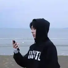 男生头像喜欢一个人是什么感觉乍见心欢,小别思恋,久处怦然
