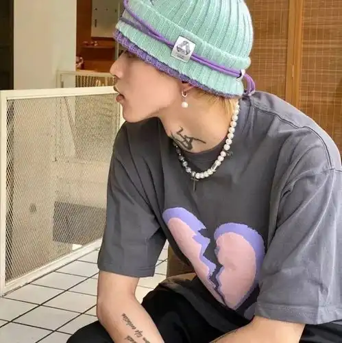 个性小众男生头像
