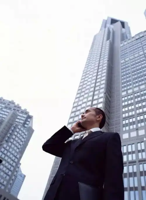超励志石家庄一男子月薪5000,节俭一年买下一套400多万的房子看完跪了
