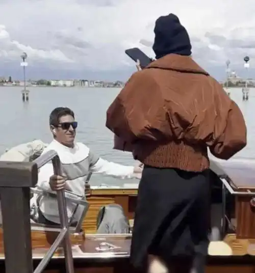 12年前章子怡与洋男友海边叠罗汉留下81张照片成为一生之
