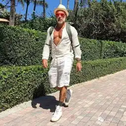 全球最帅6位老大爷告诉你年龄就是个屁
