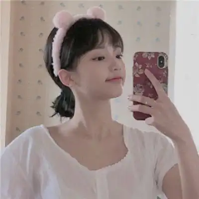 最新微信女生头像可爱呆萌00后学生妹专属头像

