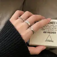 trendolla时尚戒指trendolla莫比乌斯开口戒指女ins简约冷淡风时尚可调节食指戒小众字母指环多少钱
