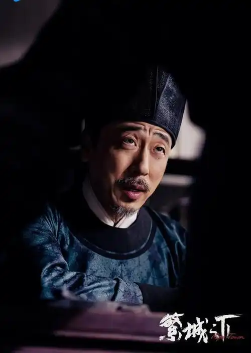 才播2集,飙升榜第一鹅厂这部新剧,又是2025黑马
