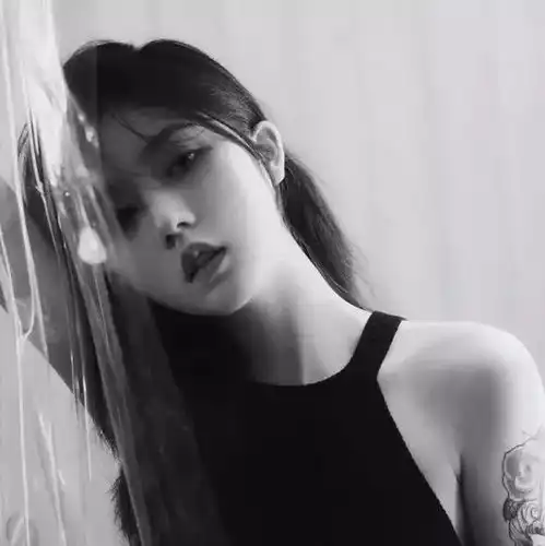 12句让女生荷尔蒙爆发的肉麻情话,句句露骨,撩到她想你一整天
