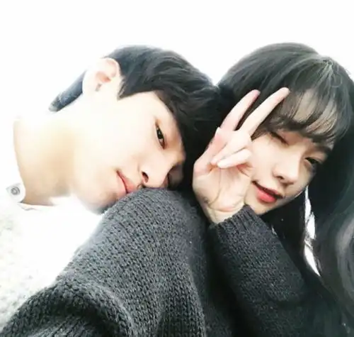 怎样委婉地告诉女朋友,不希望她那么黏我
