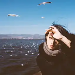 她说女性肖像展探索每一种属于女性的生命可能性
