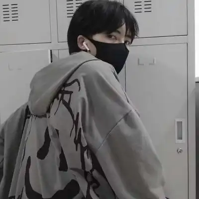高冷头像男真人别爱我