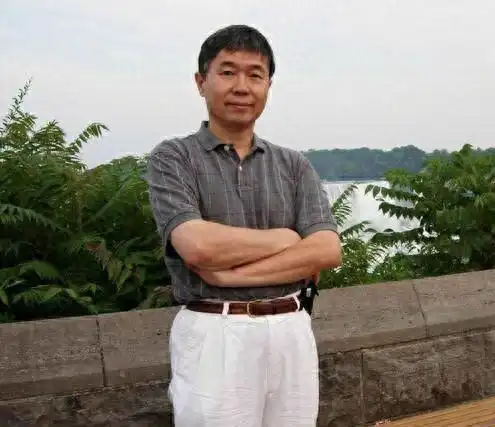 30年前花2000块钱办农转非,如今非农户口,竟成翻建老宅的绊脚石
