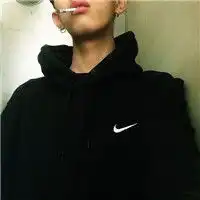 颓废抽烟男生头像伤感颓废男头
