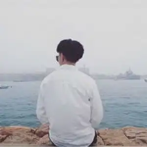 帅气男生背影微信头像12
