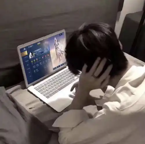哄女生开心的情话文案
