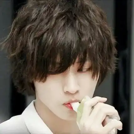 今日份男生头像
