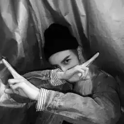 男生头像黑白头像男
