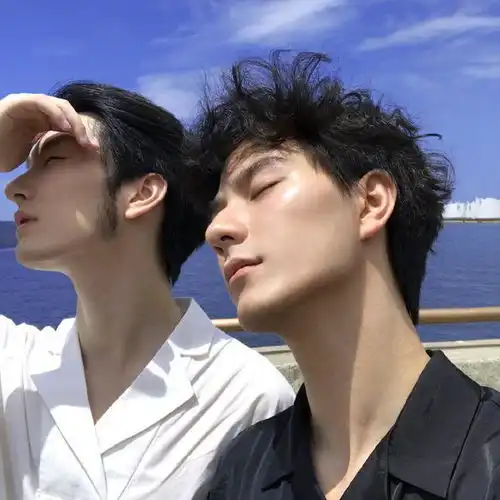 当你知道如此帅的一个男人星野君有了爱人,意外还是惊喜
