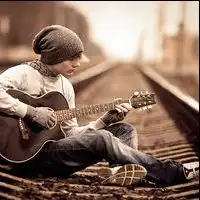 弹吉他的男生帅气头像大全不要靠失恋来成熟自己
