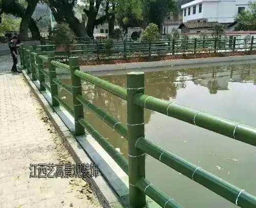 一男子走路看手机坠桥溺亡生命可贵江西仿木护栏河道仿木栏杆守护你我安全
