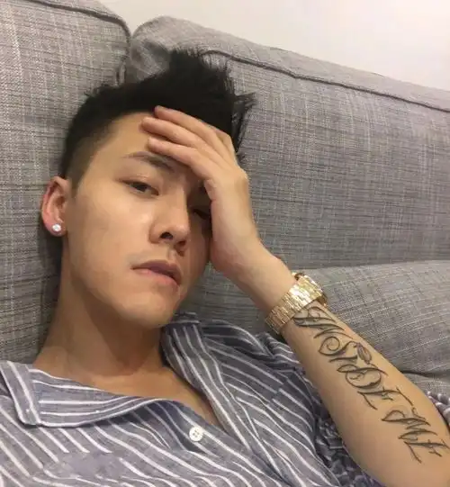 找个男明星做老公是种什么体验
