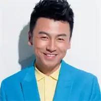 雷佳音微信头像钢铁侠微信头像图片大全
