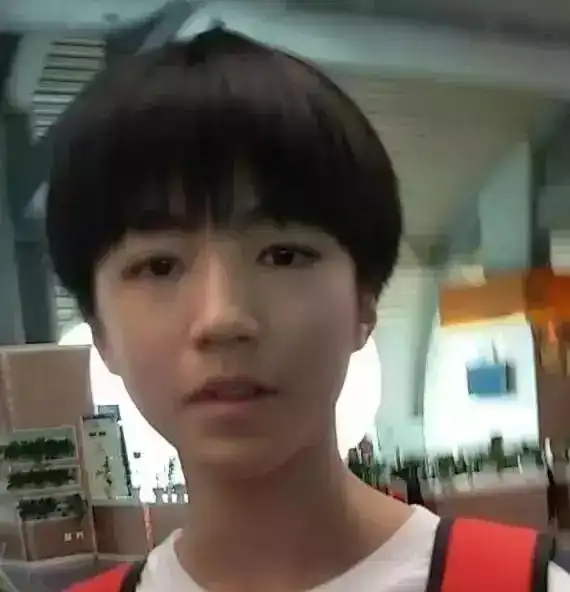 究竟男明星的素颜pk妆后,究竟如何文中有福利
