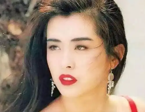 复古港风怎么搭配从妆容到穿搭,重点都给你划好啦
