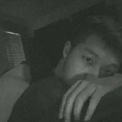高清个性男生头像黑白不扎眼可爱点