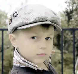 2019年5月4号出生的男孩起什么名字好听,五行属什么
