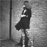 女生头像黑白孤独不带字微信头像图片大全
