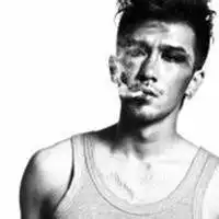 男人沧桑图片抽烟微信头像图片大全
