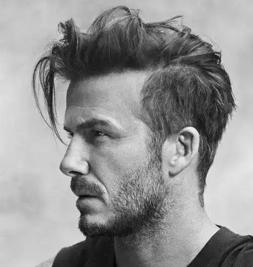 李咏做了头发堪比全脸整容,你被发型坑了多少年
