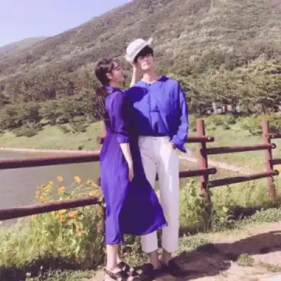 2023个性情侣头像
