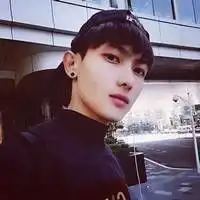 戒烟戒酒却戒不了你个性男生头像
