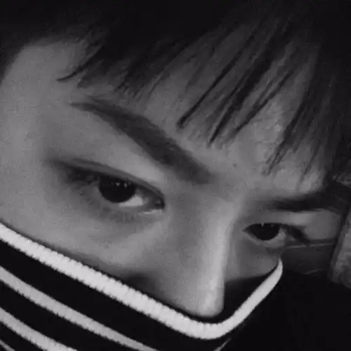 求一些男生头像,真人帅气型吼吼吼
