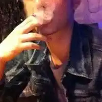 男人怎样抽烟最酷图片
