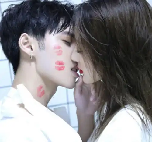 女生真动心,才会禁不住在这4个时间段想你,渣女99做不到的
