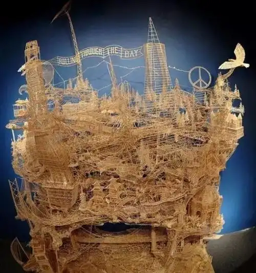 他花30年用小竹签搭建精细城市,如今被国家收藏
