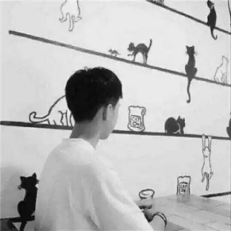 黑白超拽情侣头像男一张女一张,别在没我的地方想我
