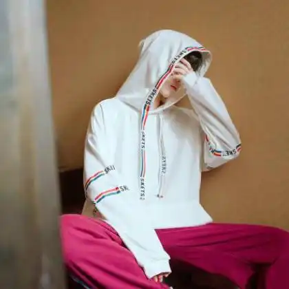 男生背影头像,一个人的背影凄凉图片
