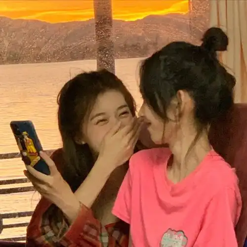 ins超甜闺蜜头像
