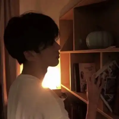 青春男头像真人版十二三