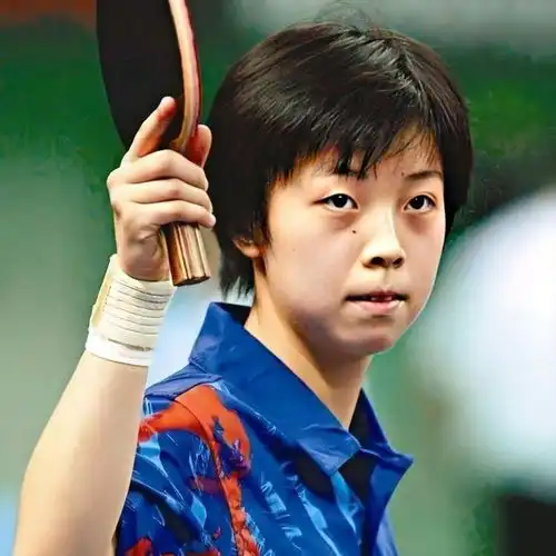 嫁大20岁富商张怡宁为花甲老公生1儿1女,大魔王保养好老公苍老
