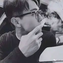 跟我合租的姑娘结婚了
