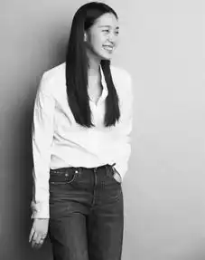 穿白衬衫的女生太撩人了
