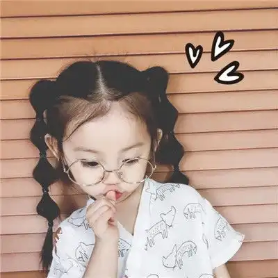 萌娃我不是你的小可爱了嘛.
