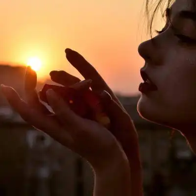 女生欧美头像2020精致欧美风头像
