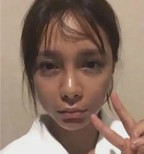 主持人沈梦辰又又又变美了终究还是靠卷颜值出了圈啊