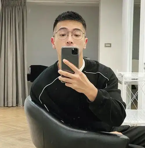 越剪越帅气的男生短发,这5款发型随你挑选,清爽利落尽显潮男范
