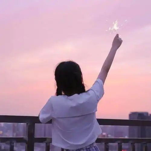 宝该换情侣头像啦
