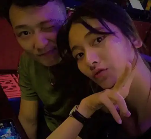 曝小孔人设崩塌,与前任刚分手就录心动4,将男1追到手就甩掉
